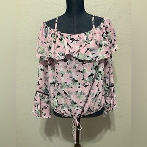 By & By Pink Floral Print Off-Shoulder Top Bell Sleeves Women's Size XXL